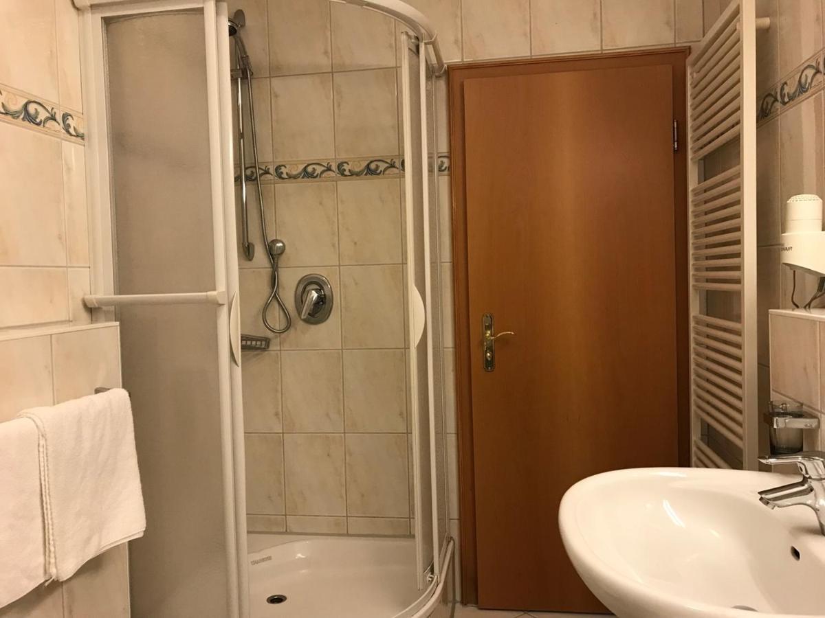 Hotel Zartenbach ヒンターツァルテン エクステリア 写真